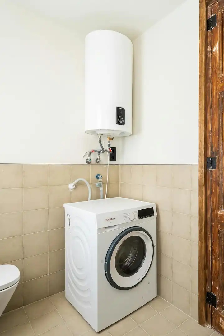 Baño de Piso de alquiler en Barcelona con Aire acondicionado, Calefacción y Amueblado