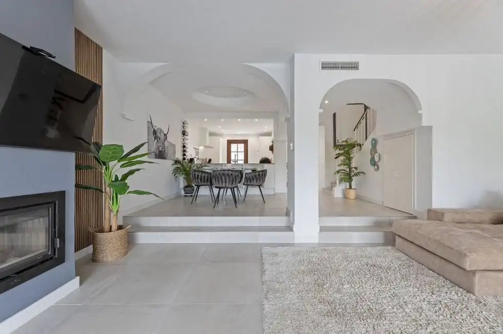 Maison mitoyenne avec piscine à vendre à Urbanizacion Nva Andalucia Aloha 10C, imagen 4