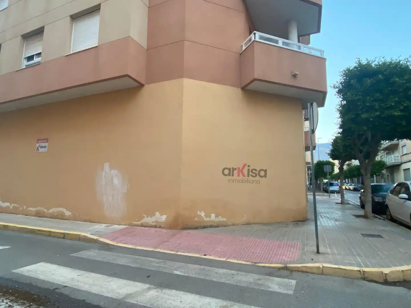 Local comercial en venda a El Ejido Ciudad, imagen 2