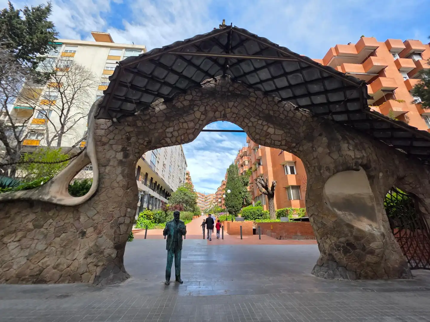 Außenansicht von Erdgeschoss zum Verkauf in Barcelona mit Parkett