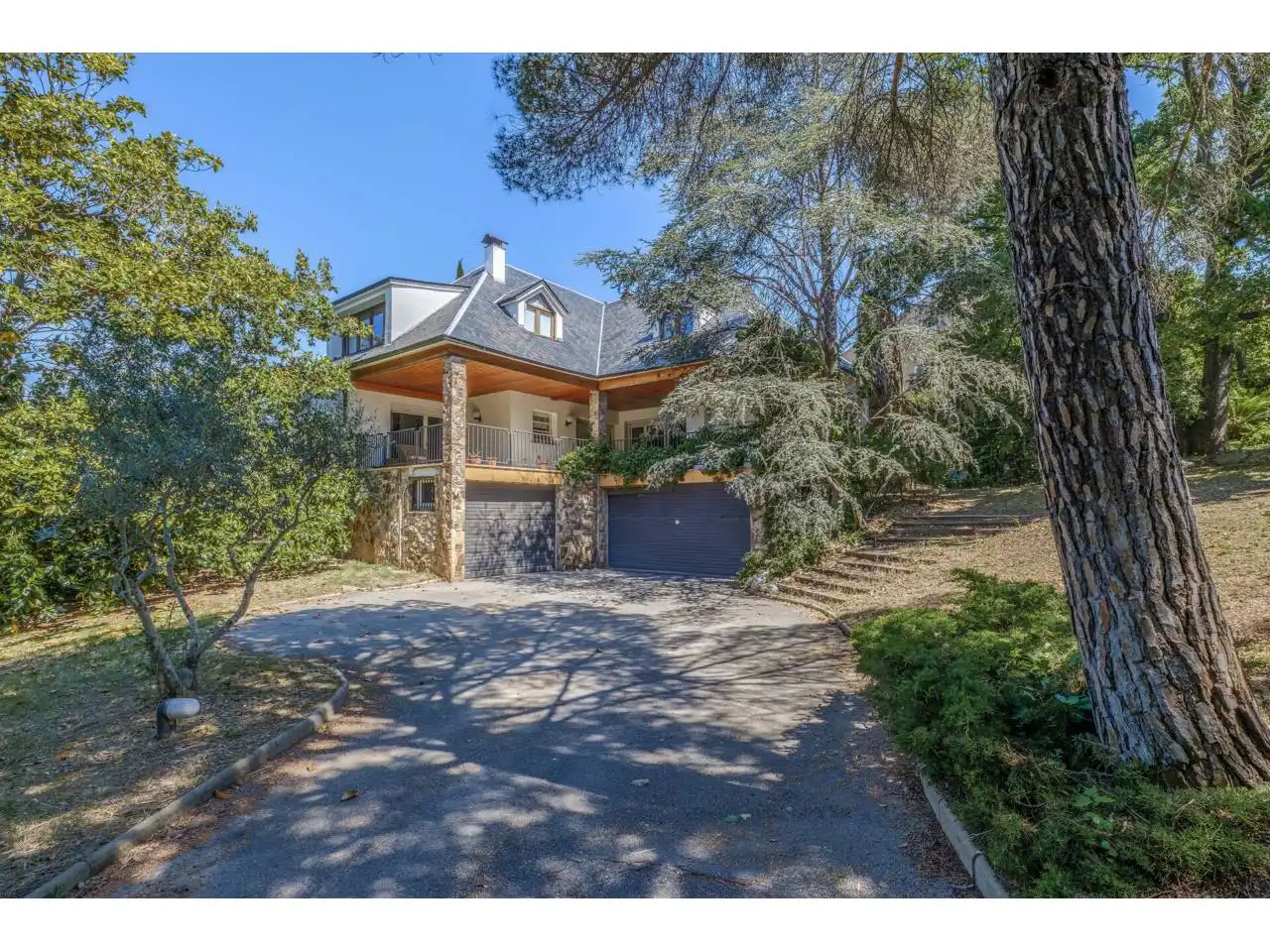 Vista exterior de Casa o chalet en venta en Matadepera con Calefacción, Jardín privado y Terraza