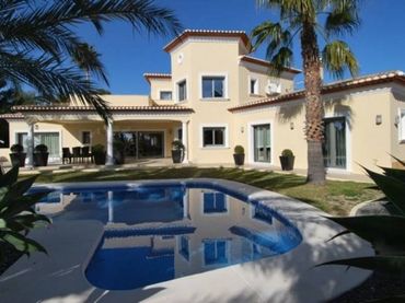 Casa en venda a Cala Advocat - Baladrar