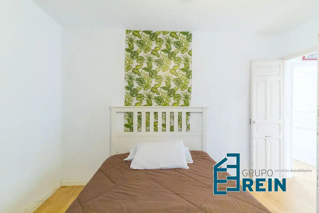 Schlafzimmer von Wohnung zum Verkauf in Madrid mit Klimaanlage und Heizung