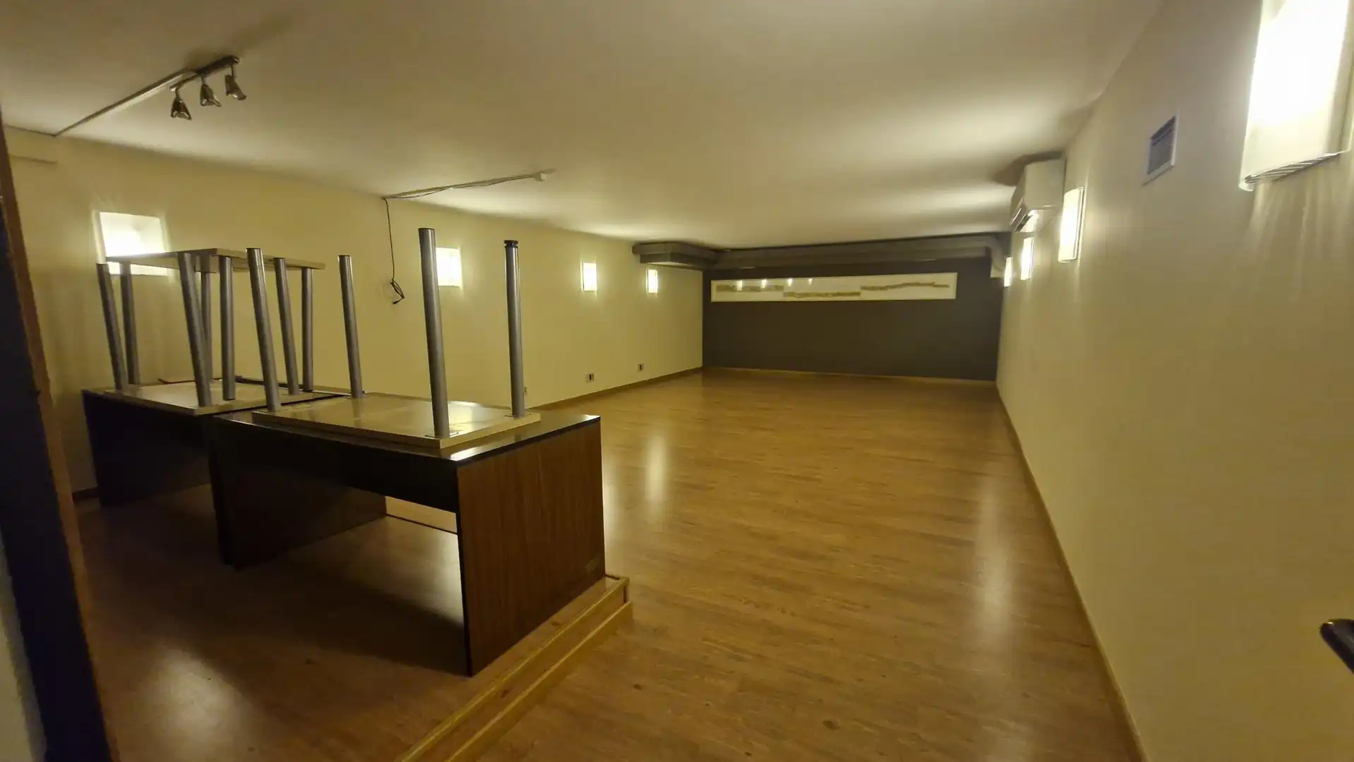 Büro zur Miete in Rúa Xosé Chao Rego 8, Santiago de Compostela, España, imagen 22