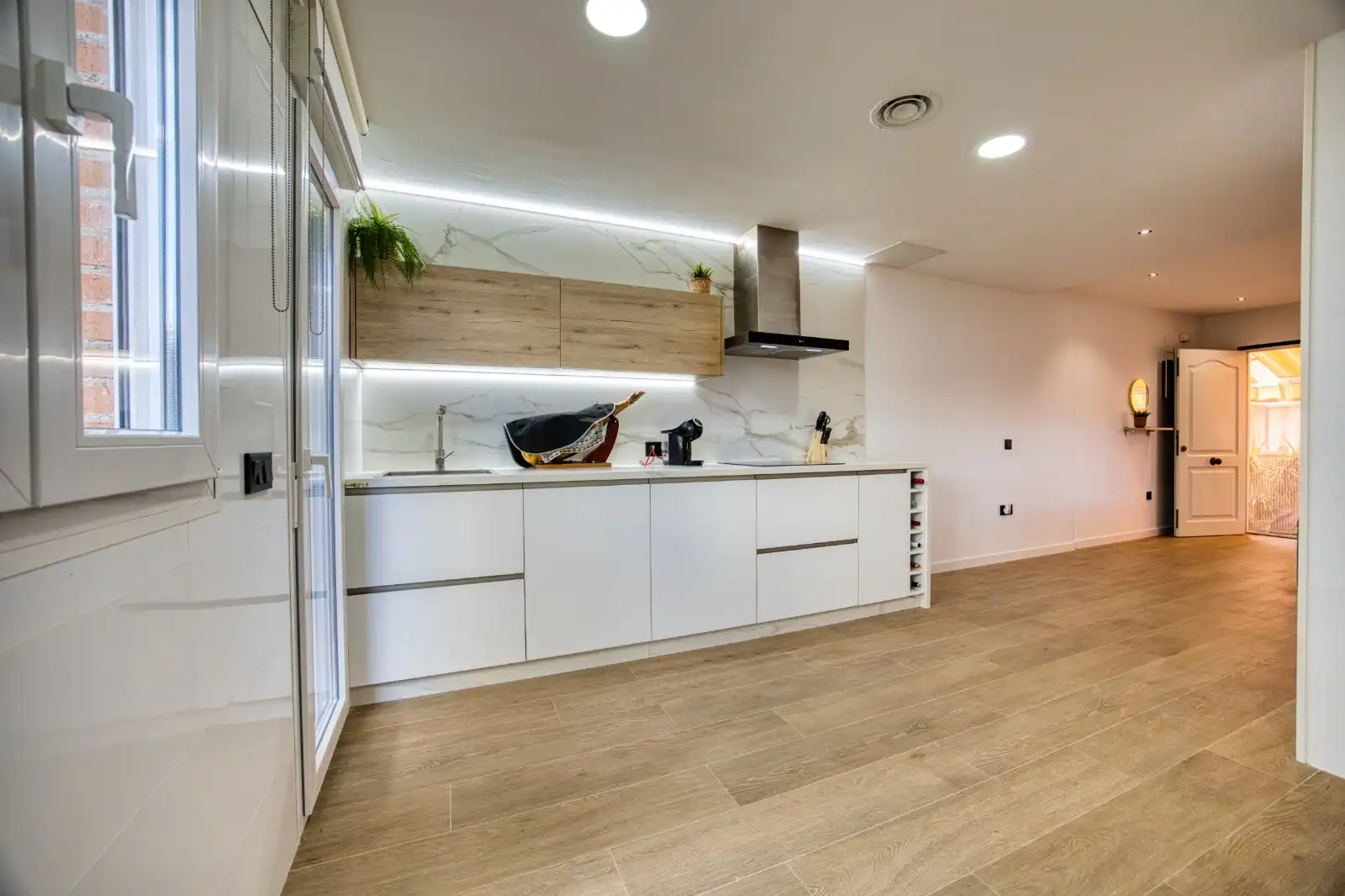 Cuina de Dúplex en venda en Santa Pola amb Aire condicionat, Terrassa i Moblat