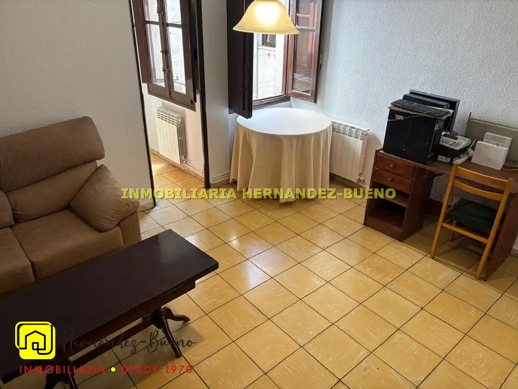 Sala d'estar de Pis en venda en San Bernardo - Carmelitas - Campus