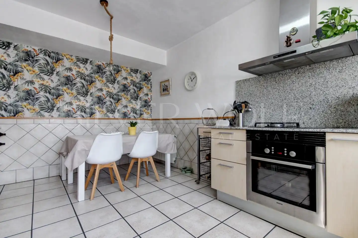 Cuina de Casa adosada en venda en Sant Quirze del Vallès amb Calefacció, Jardí privat i Parquet
