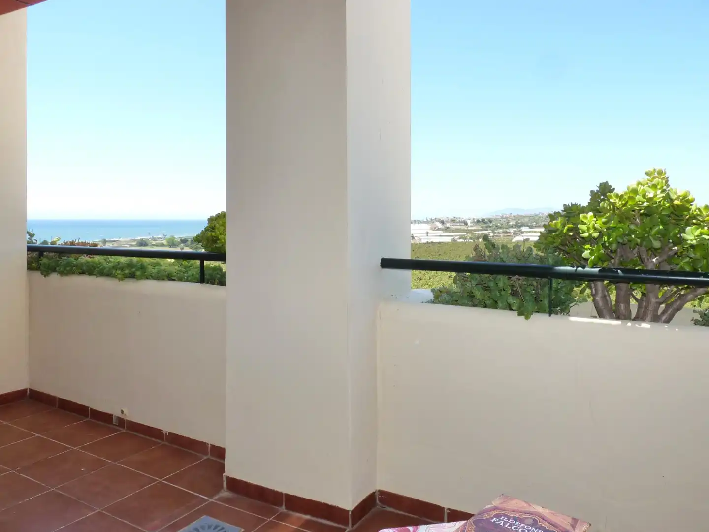Terrasse von Maisonette zum Verkauf in Vélez-Málaga mit Klimaanlage, Heizung und Privatgarten