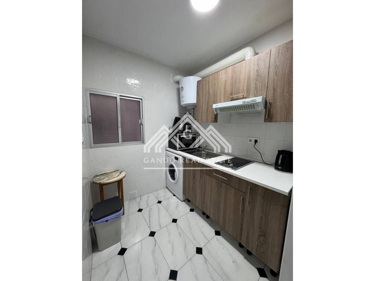 Kitchen of Flat for sale in Dos Hermanas  with Air Conditioner and Terrace