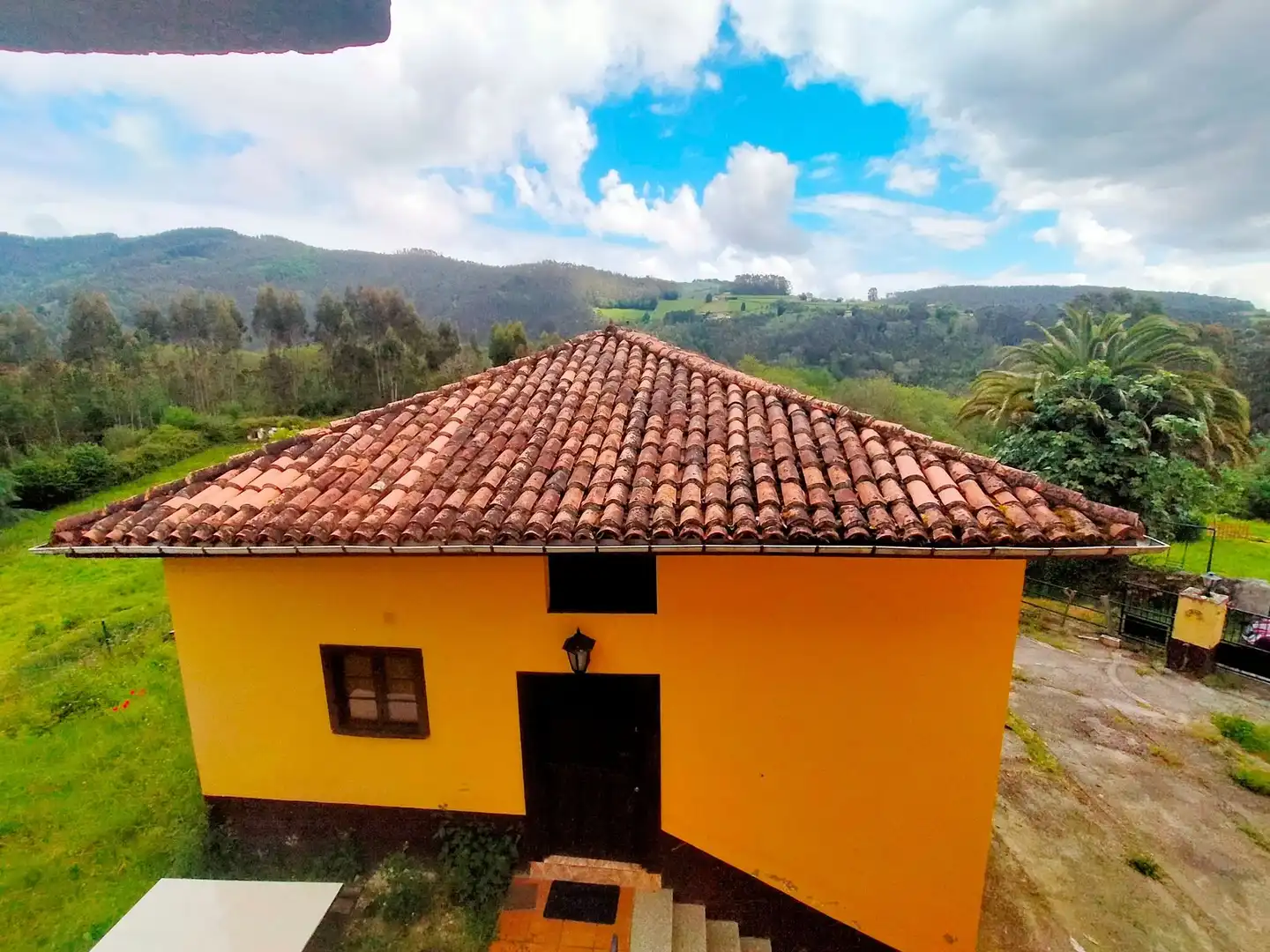 Vista exterior de Finca rústica en venta en Salas con Terraza y Trastero