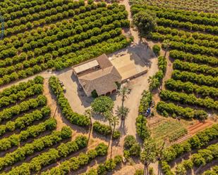 Jardí de Finca rústica en venda en L'Ènova amb Terrassa