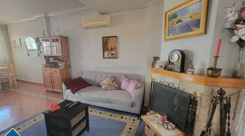 Casa con piscina comunitaria, en la provincia de Alicante, en la ciudad de Orihuela Costa. 3 habitaciones | 80 m² | 1 kilómetro de, imatge 3
