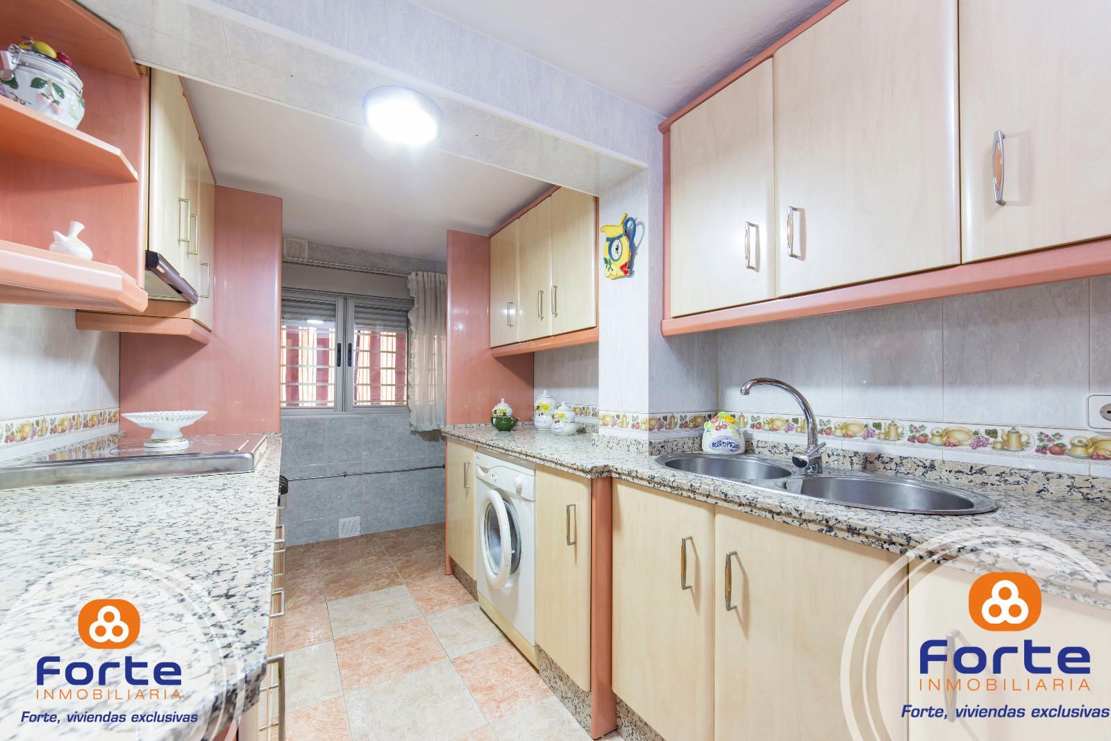 Kitchen of Flat for sale in  Córdoba Capital  with Air Conditioner and Furnished