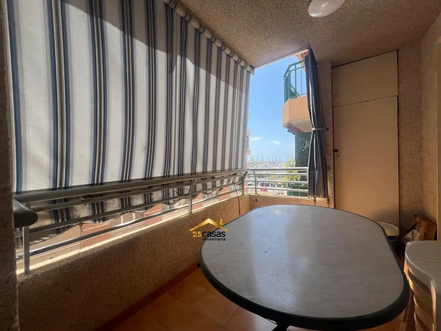 Apartament amb terrassa de lloguer a Calle LEON 3, imagen 3