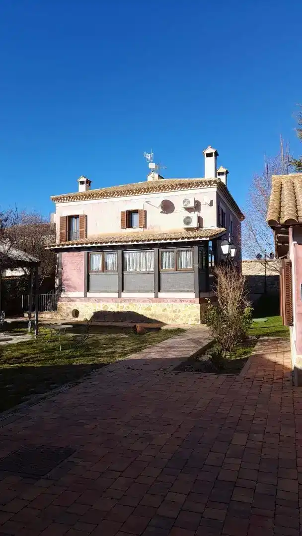 Vista exterior de Finca rústica en venta en Cuenca con Aire acondicionado, Jardín privado y Parquet