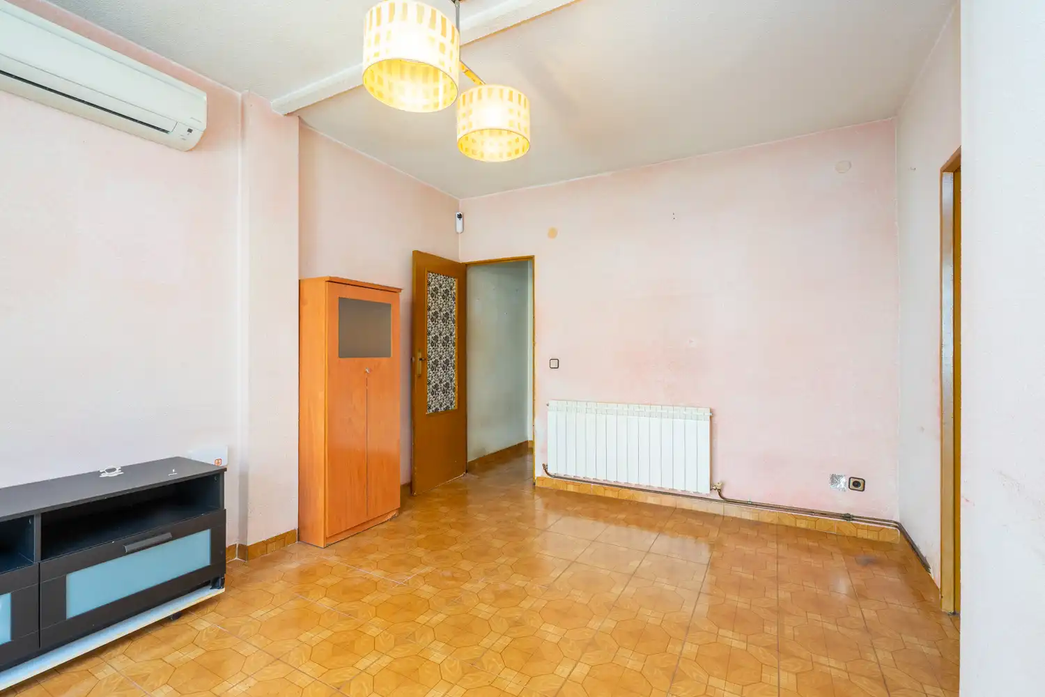 Living room of Flat for sale in Móstoles  with Air Conditioner, Heating and Terrace