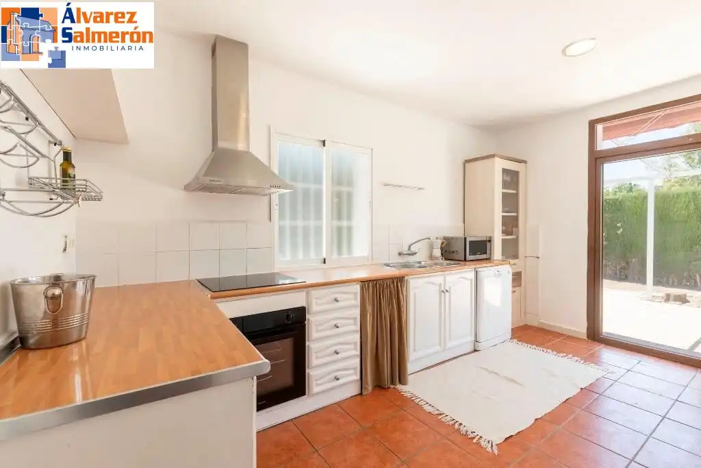 Kitchen of Houses for sale in Albolote  with Air Conditioner, Private garden and Terrace