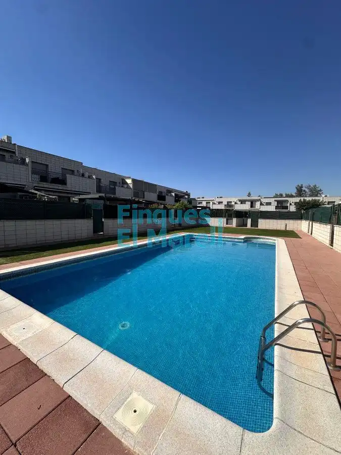 Casa con terrazza in vendita a montserrat roig, imagen 5