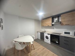 Apartamento en Alquiler en Calle el Escobar, 2 en San Mamés - La Palomera