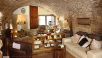 Living room of Country house for sale in Madremanya  with Air Conditioner, Heating and Private garden