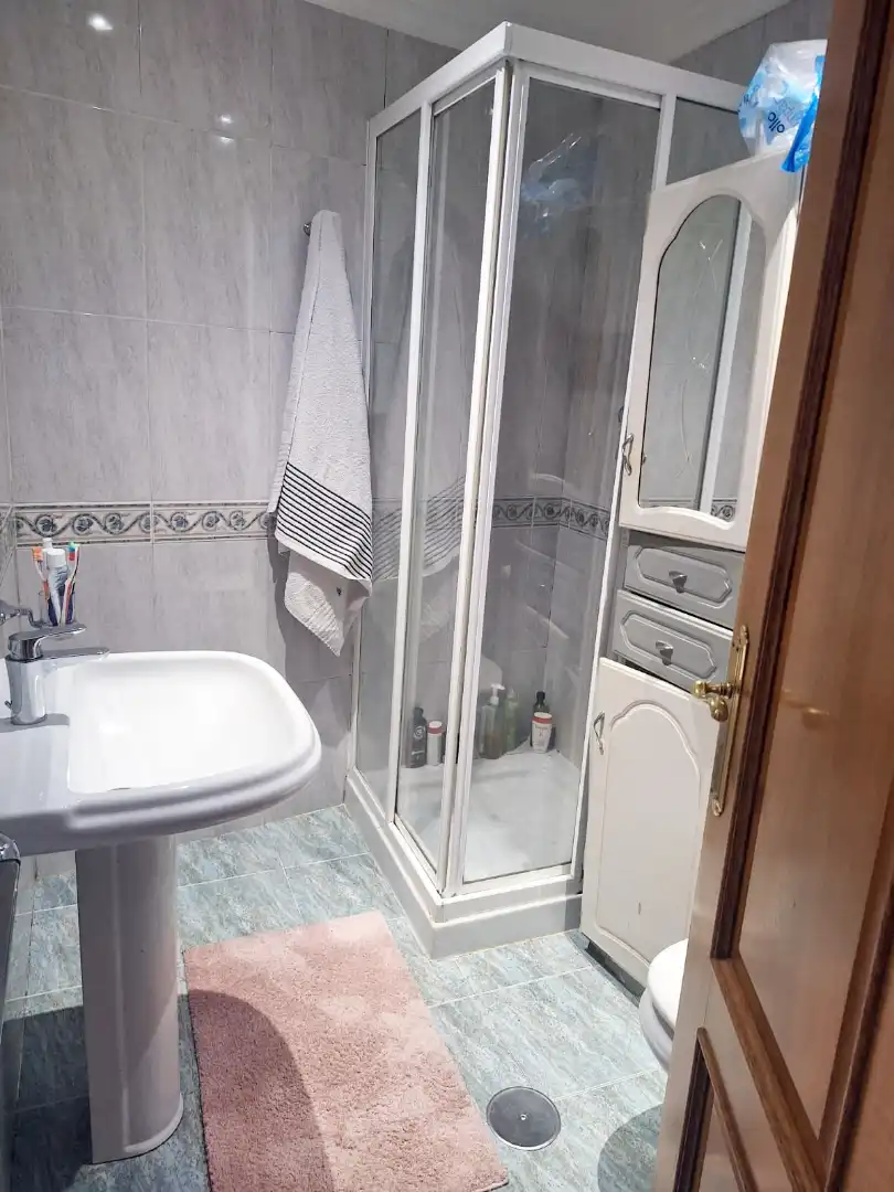 Bathroom of Attic for sale in Ribeira  with Heating, Parquet flooring and Terrace