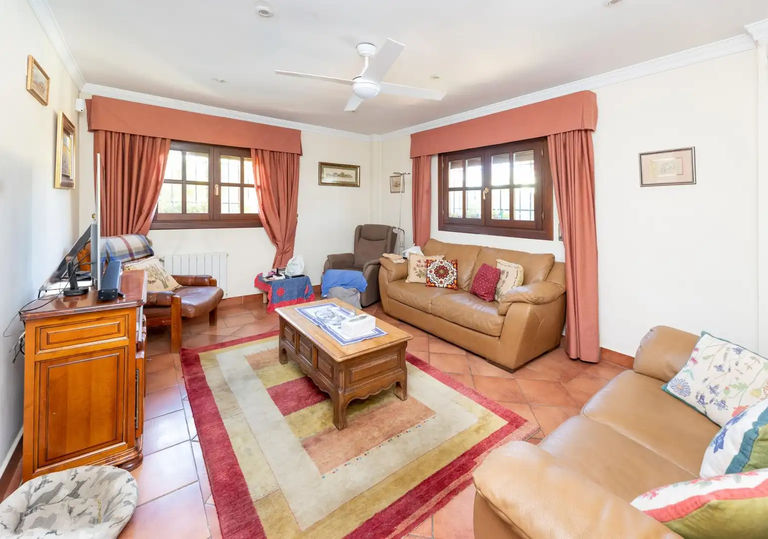 Living room of Houses for sale in Cájar  with Air Conditioner, Heating and Private garden
