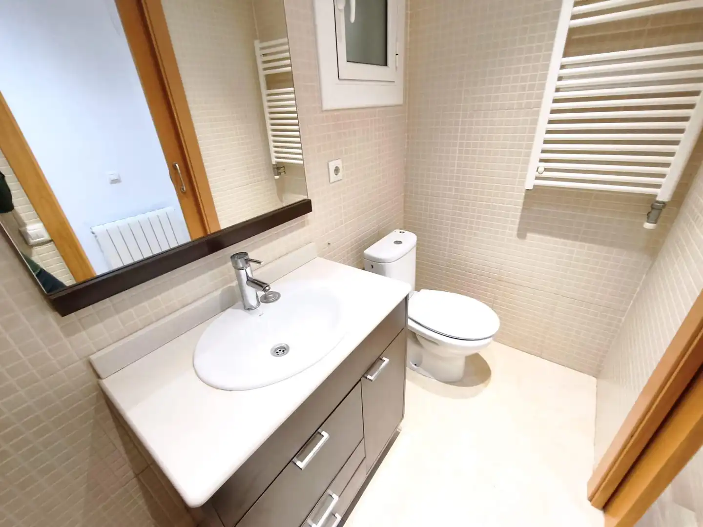 Baño de Planta baja en venta en Terrassa con Calefacción, Jardín privado y Parquet