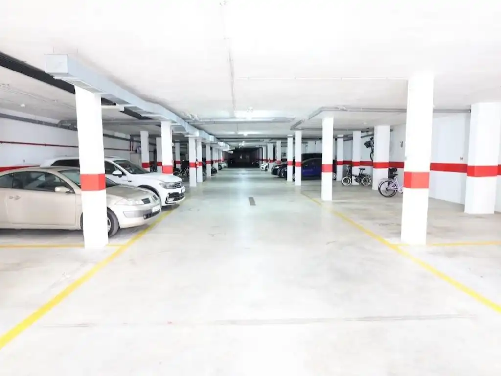 Parking of Houses for sale in Orihuela  with Air Conditioner, Heating and Furnished
