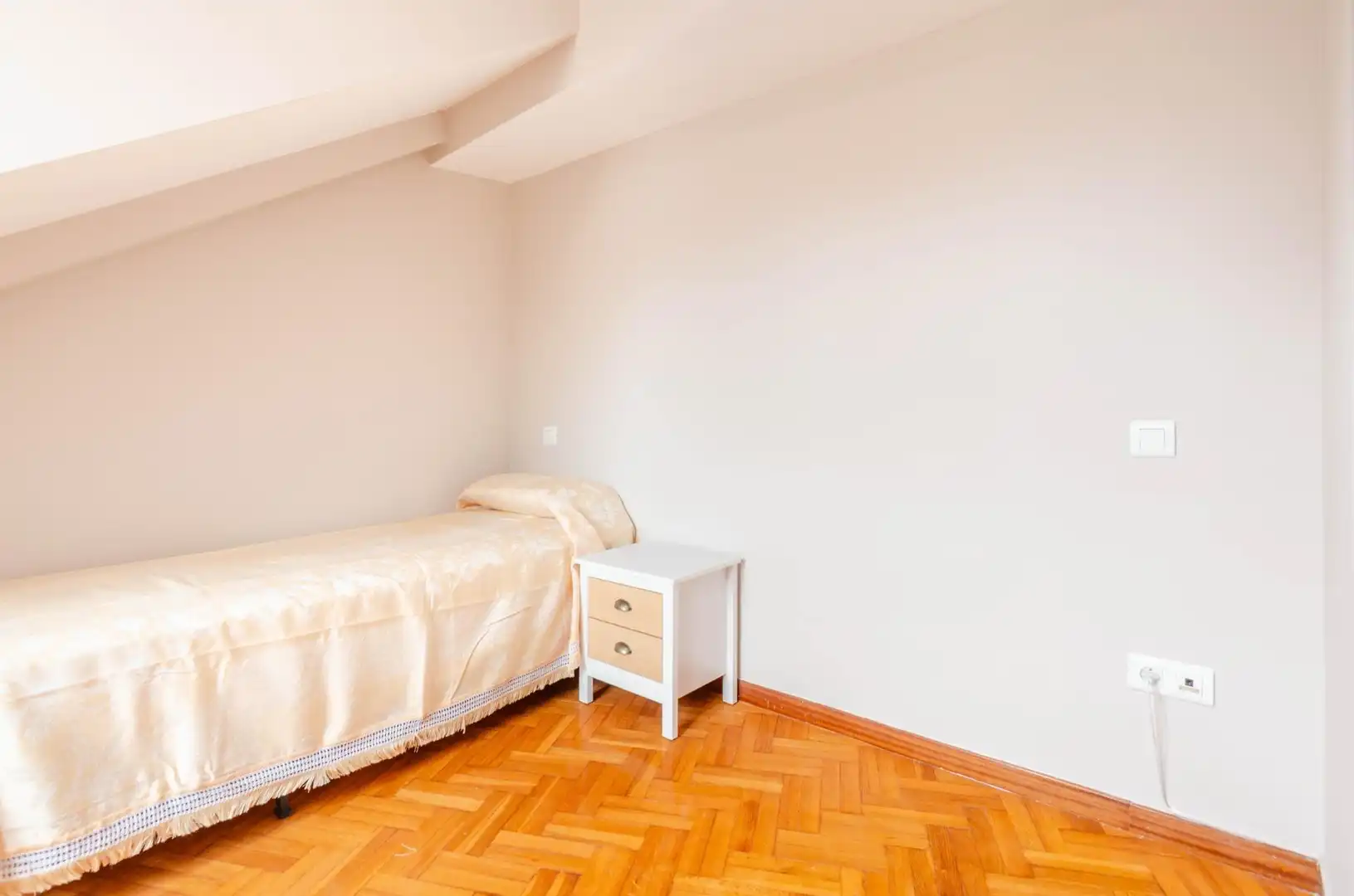 Bedroom of Flat for rent in Mieres (Asturias)  with Heating and Furnished