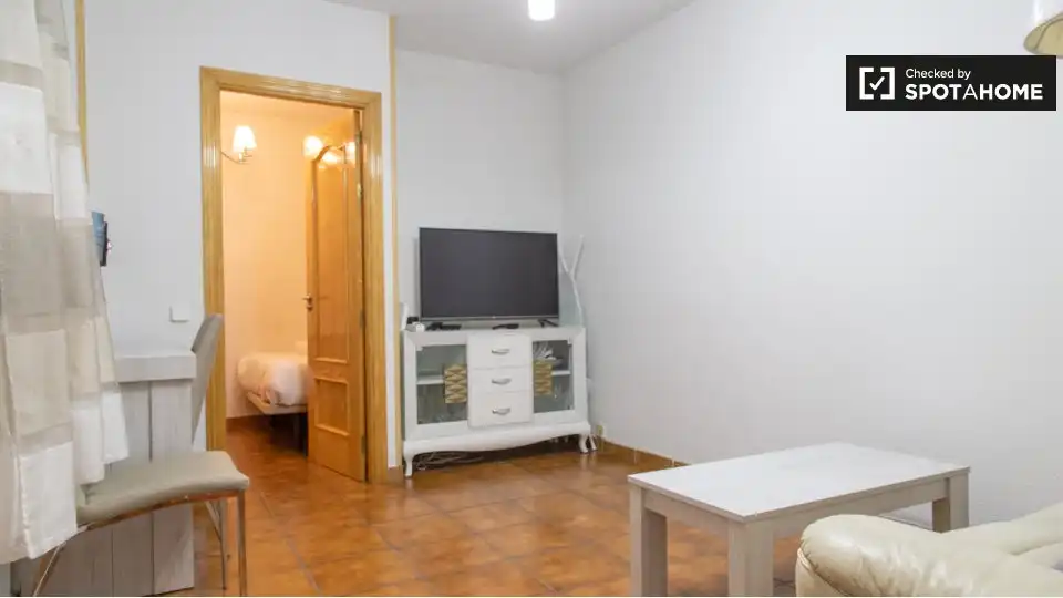 Flat with terrace to rent in Centro, imagen 2