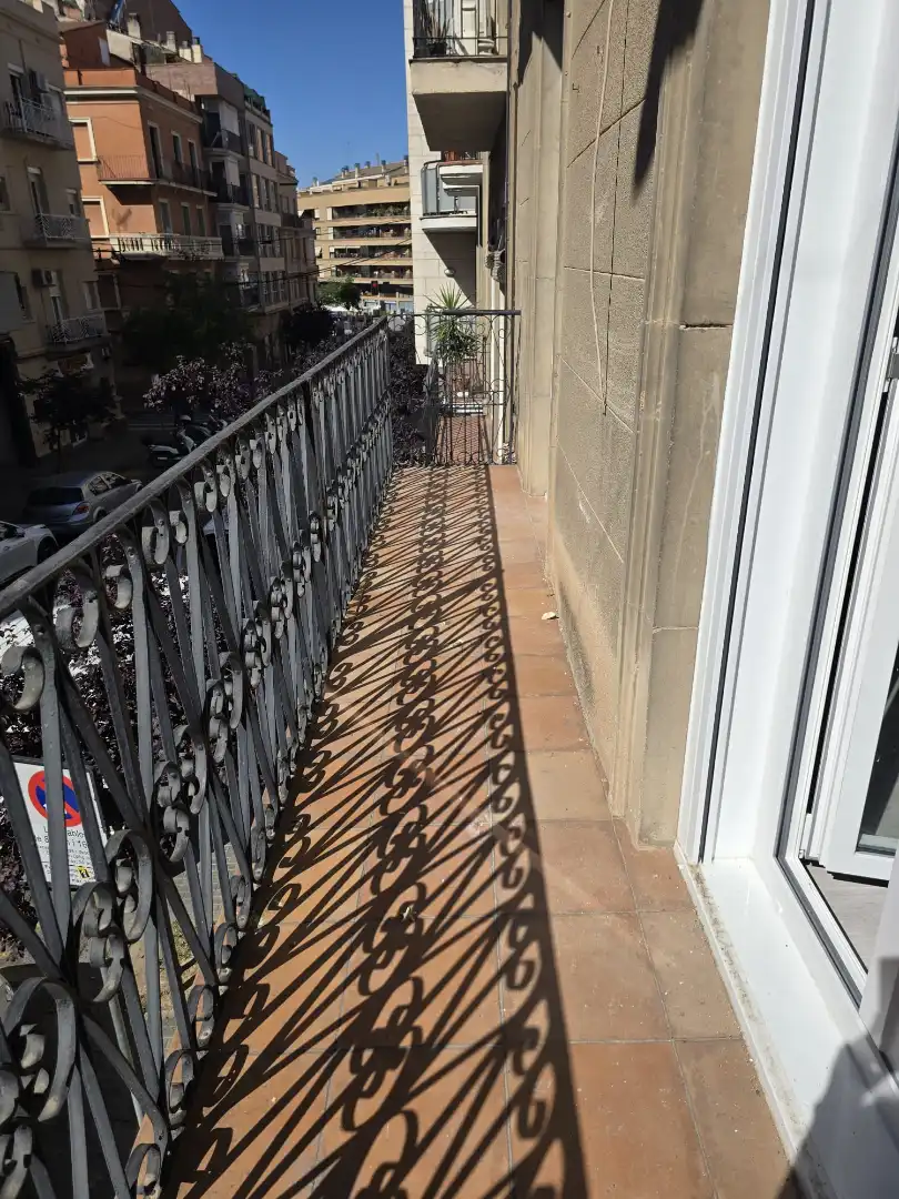Terrassa de Pis per a compartir en Lleida amb Moblat