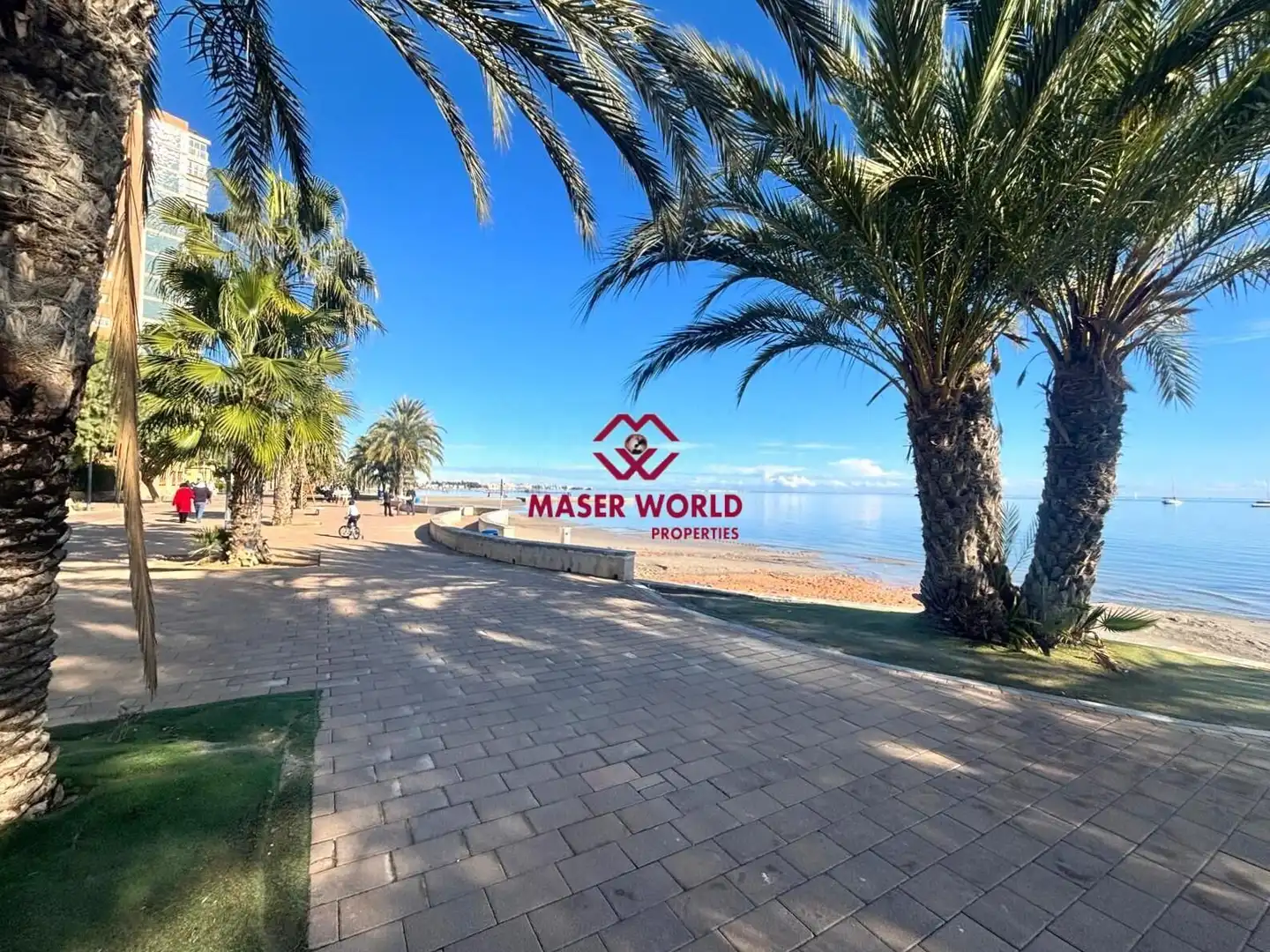 Vista exterior de Apartament en venda en San Javier amb Aire condicionat, Calefacció i Jardí privat