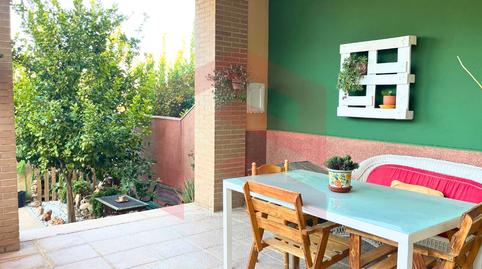 Foto 2 de Casa adosada en venta en Camino de la Yedra, La Guardia de Jaén, Jaén