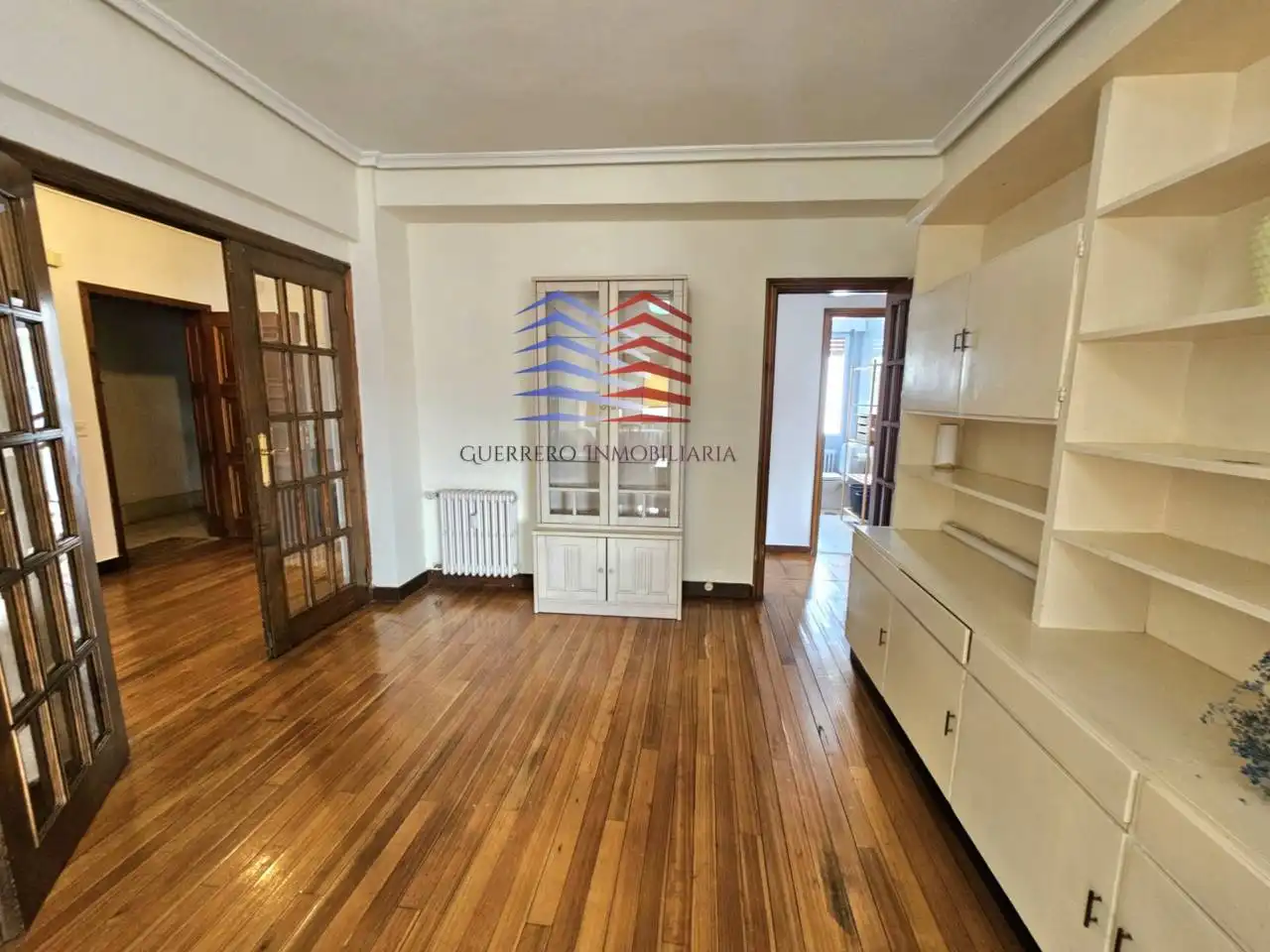 Comedor de Piso de alquiler en Ourense Capital  con Calefacción, Parquet y Trastero