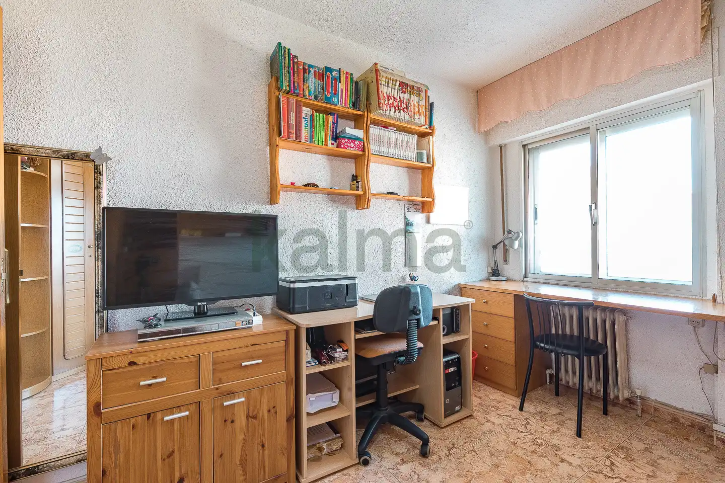 Flat for sale in Calle del Silicio, Parque Cataluña