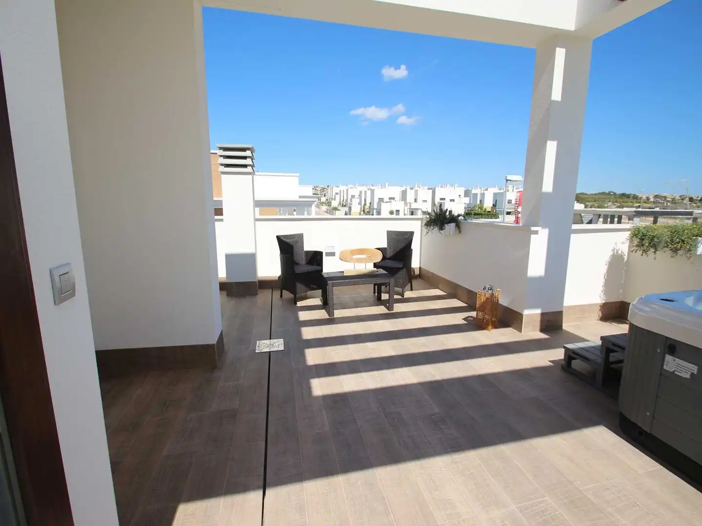 Detached house with pool for sale in Avenida Avenida Julietta Orbaiceta, imagen 14