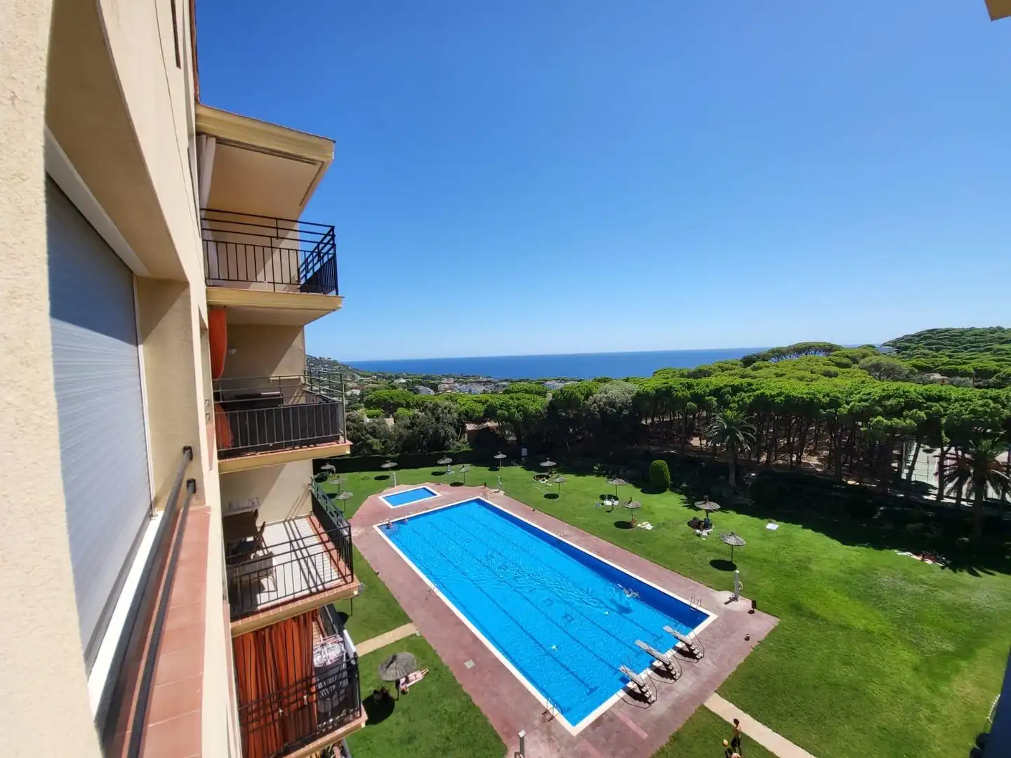 Piscina de Piso en venta en Palafrugell con Aire acondicionado, Calefacción y Jardín privado