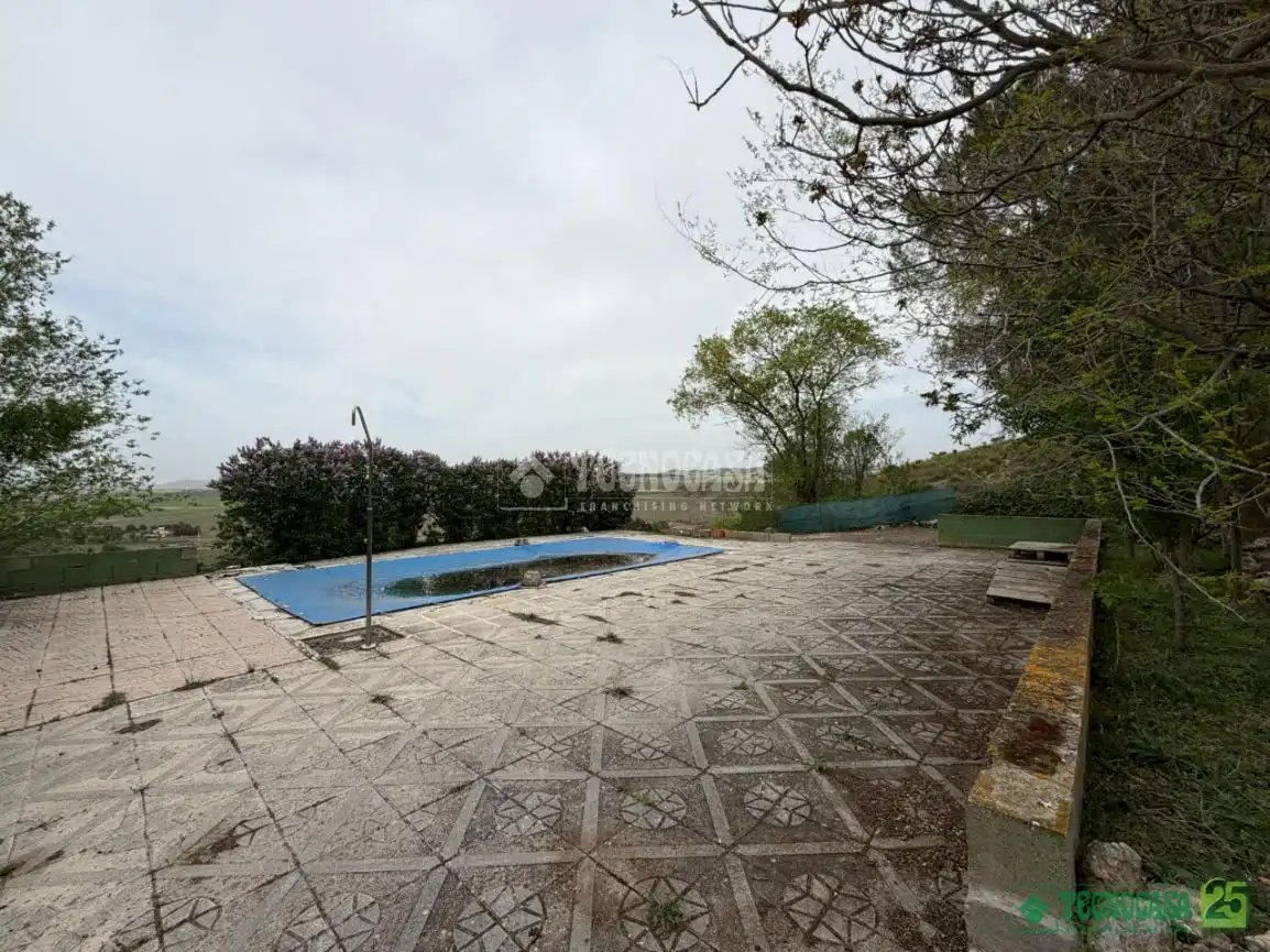 Piscina de Casa o chalet en venta en Illana con Aire acondicionado y Calefacción
