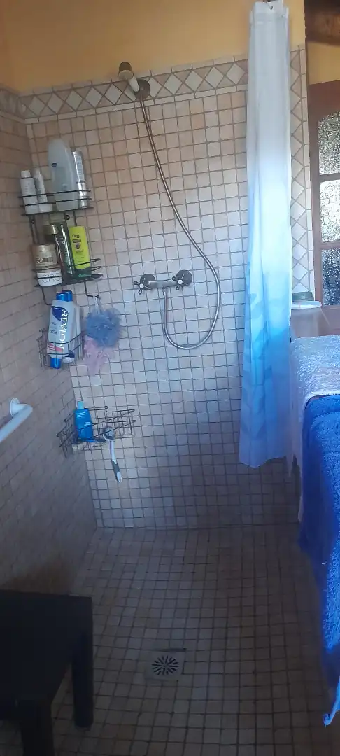 Baño de Finca rústica en venta en Gósol con Calefacción, Jardín privado y Trastero