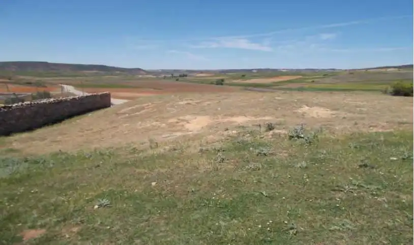 Land for sale in Olmeda del Rey