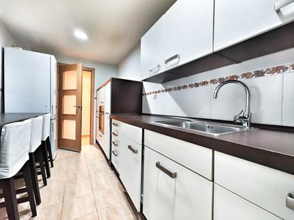 Kitchen of Flat for sale in Puertollano  with Air Conditioner, Heating and Parquet flooring