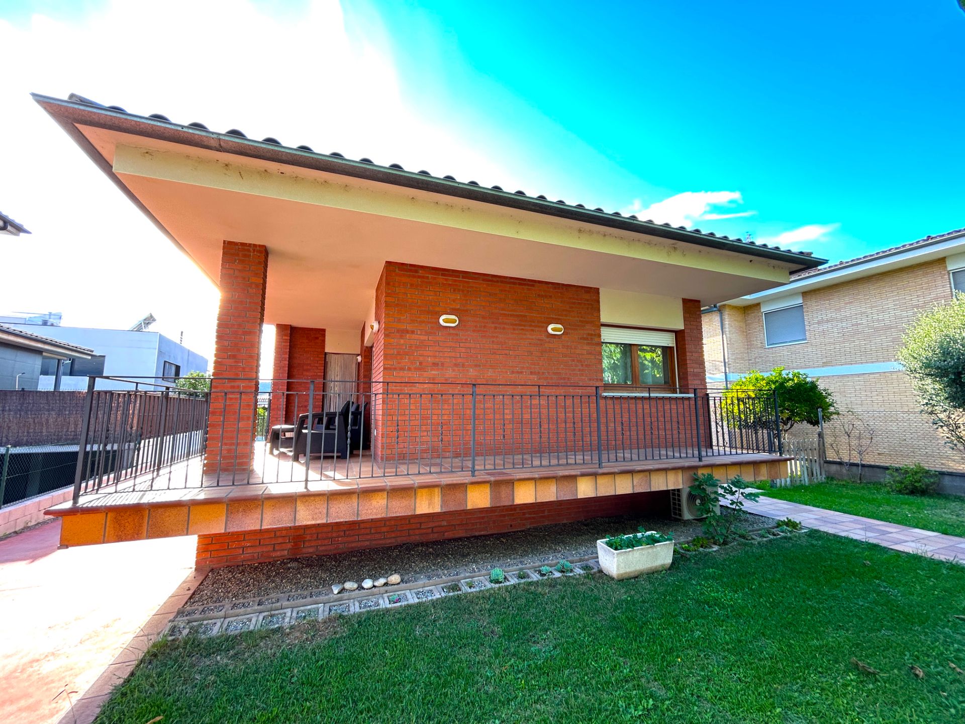 Jardí de Casa o xalet en venda en Sant Gregori amb Aire condicionat, Calefacció i Jardí privat