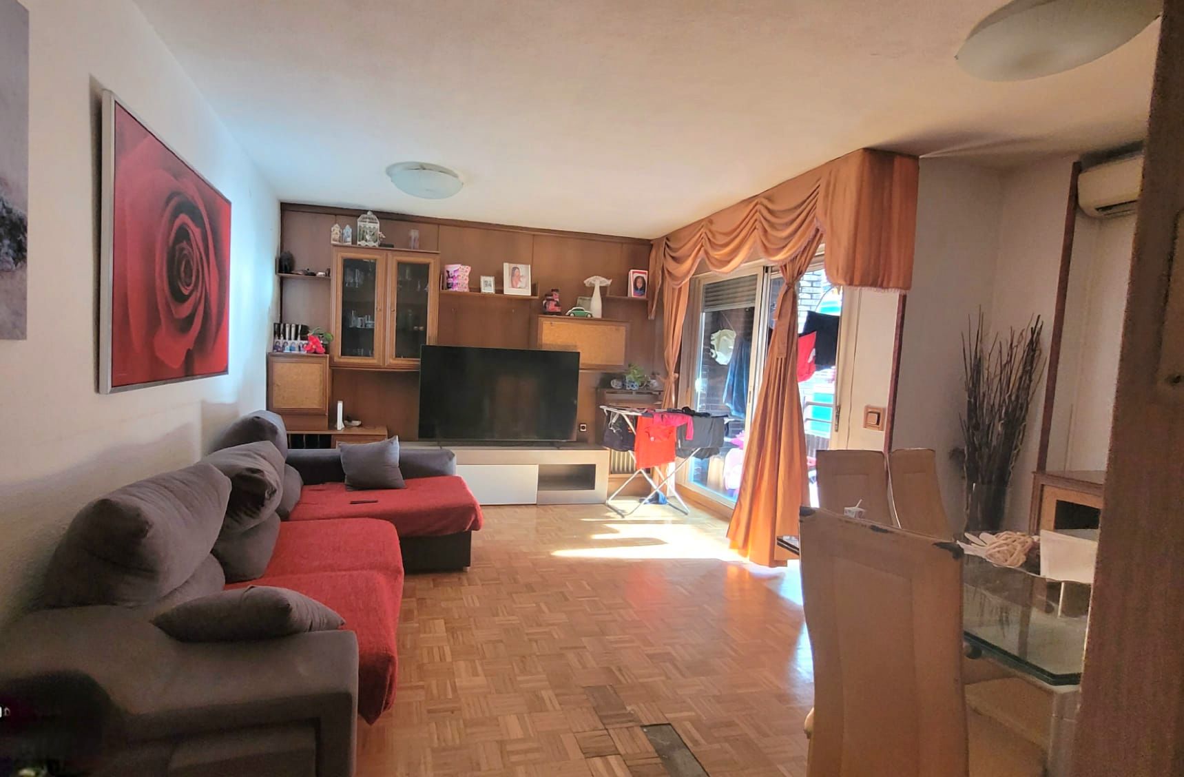 Sala d'estar de Pis en venda en  Madrid Capital amb Terrassa