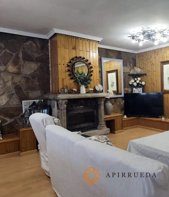 Sala de estar de Casa o chalet en venta en Quinto con Calefacción y Trastero