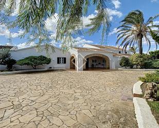 Außenansicht von Country house zum verkauf in Venta del Moro mit Klimaanlage, Heizung und Privatgarten