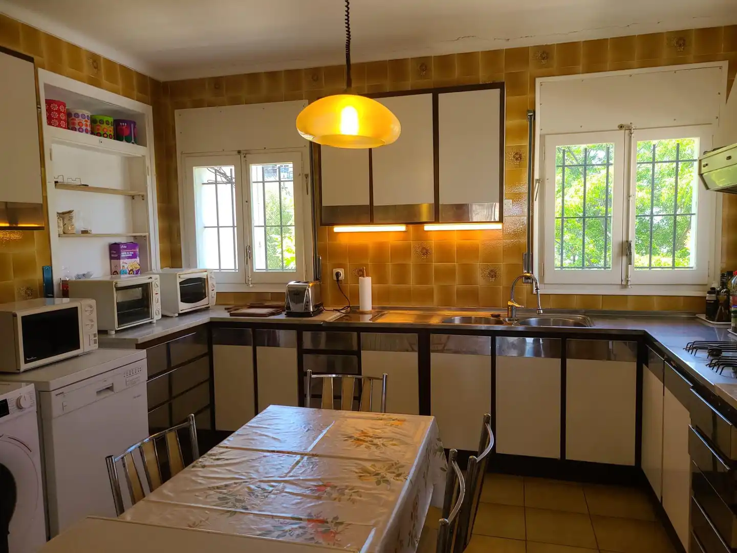 Cuina de Casa o xalet en venda en Llançà amb Calefacció, Terrassa i Traster
