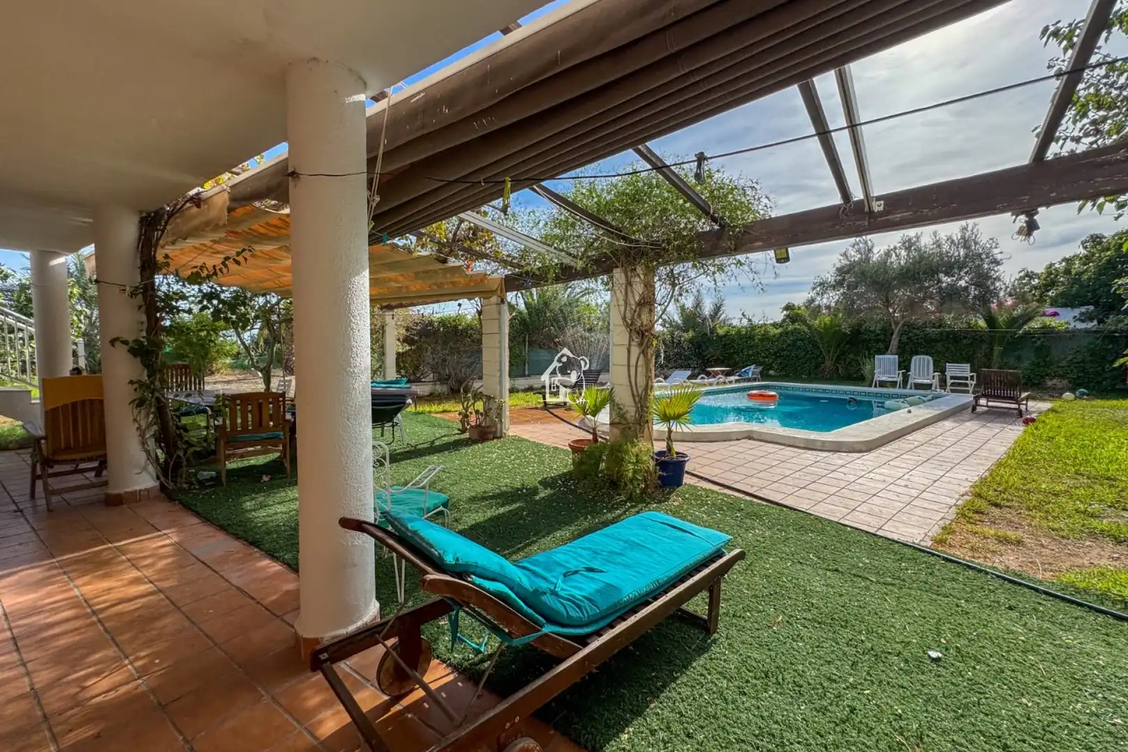 Terraza de Casa o chalet de alquiler en Torrevieja con Piscina y Amueblado