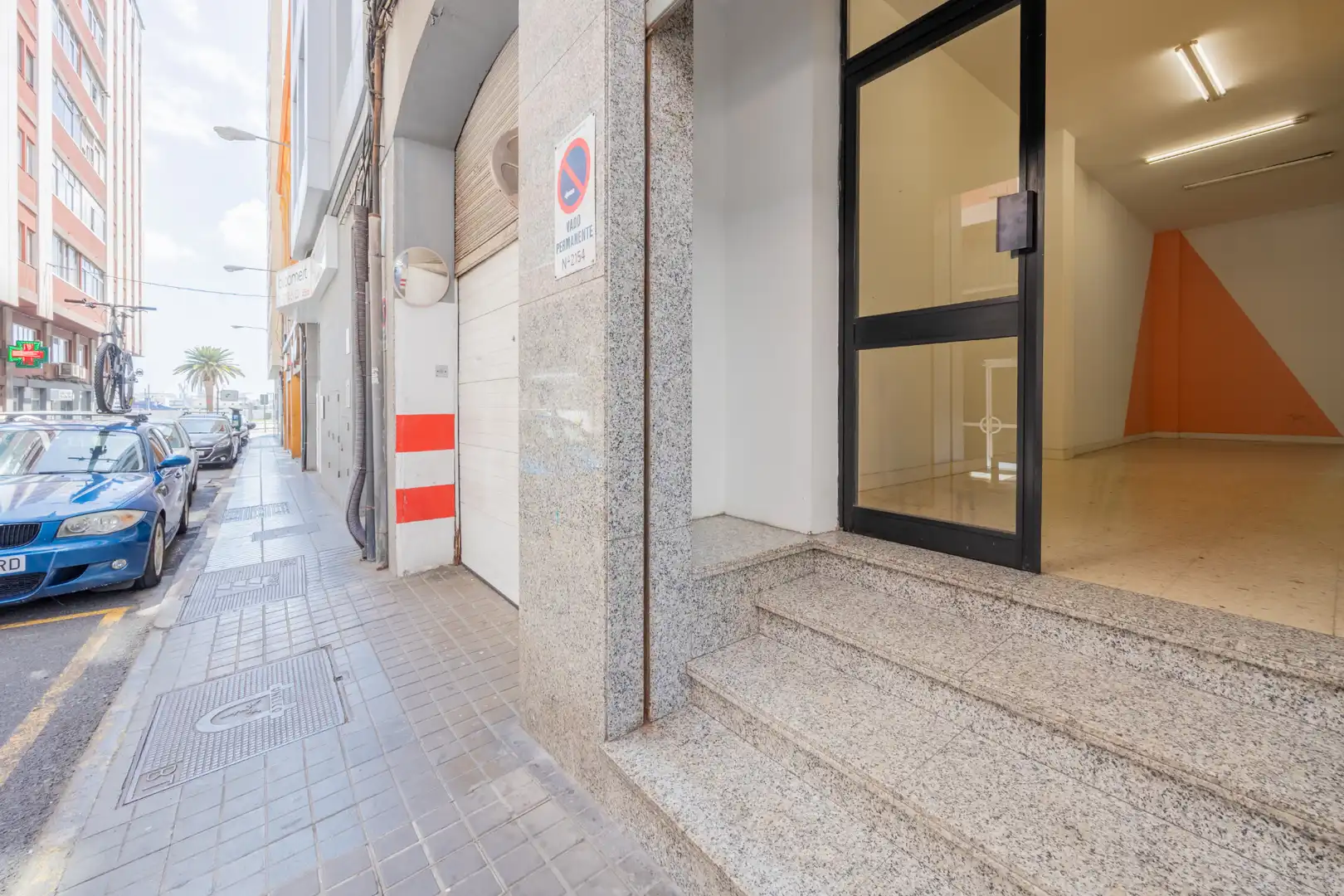 Vista exterior de Local en venta en Las Palmas de Gran Canaria