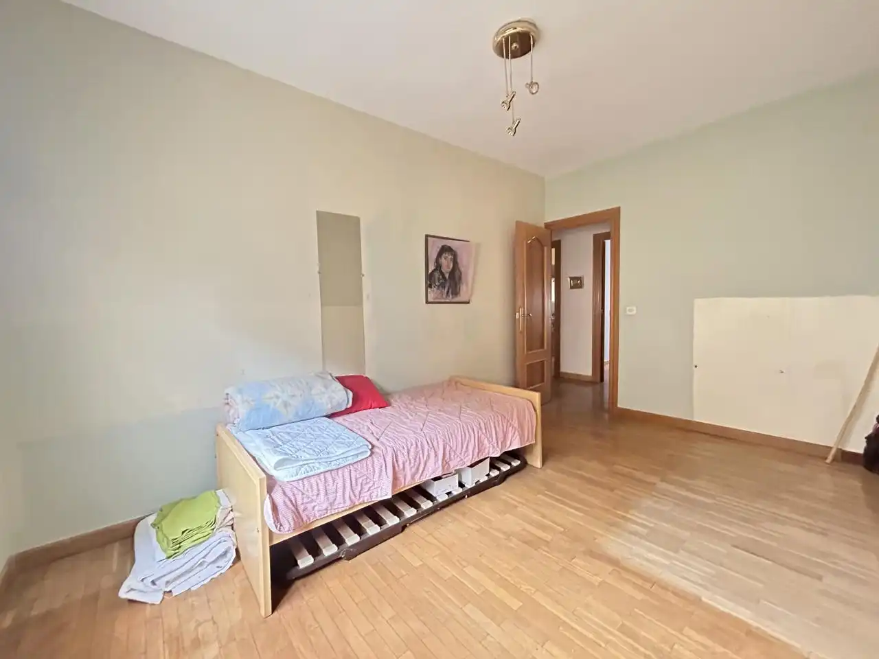 Habitación de Casa adosada en venta en Corella con Calefacción, Jardín privado y Terraza