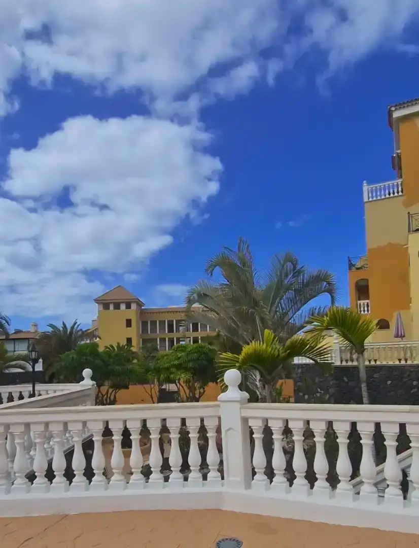 Vista exterior de Ático en venta en Arona con Balcón